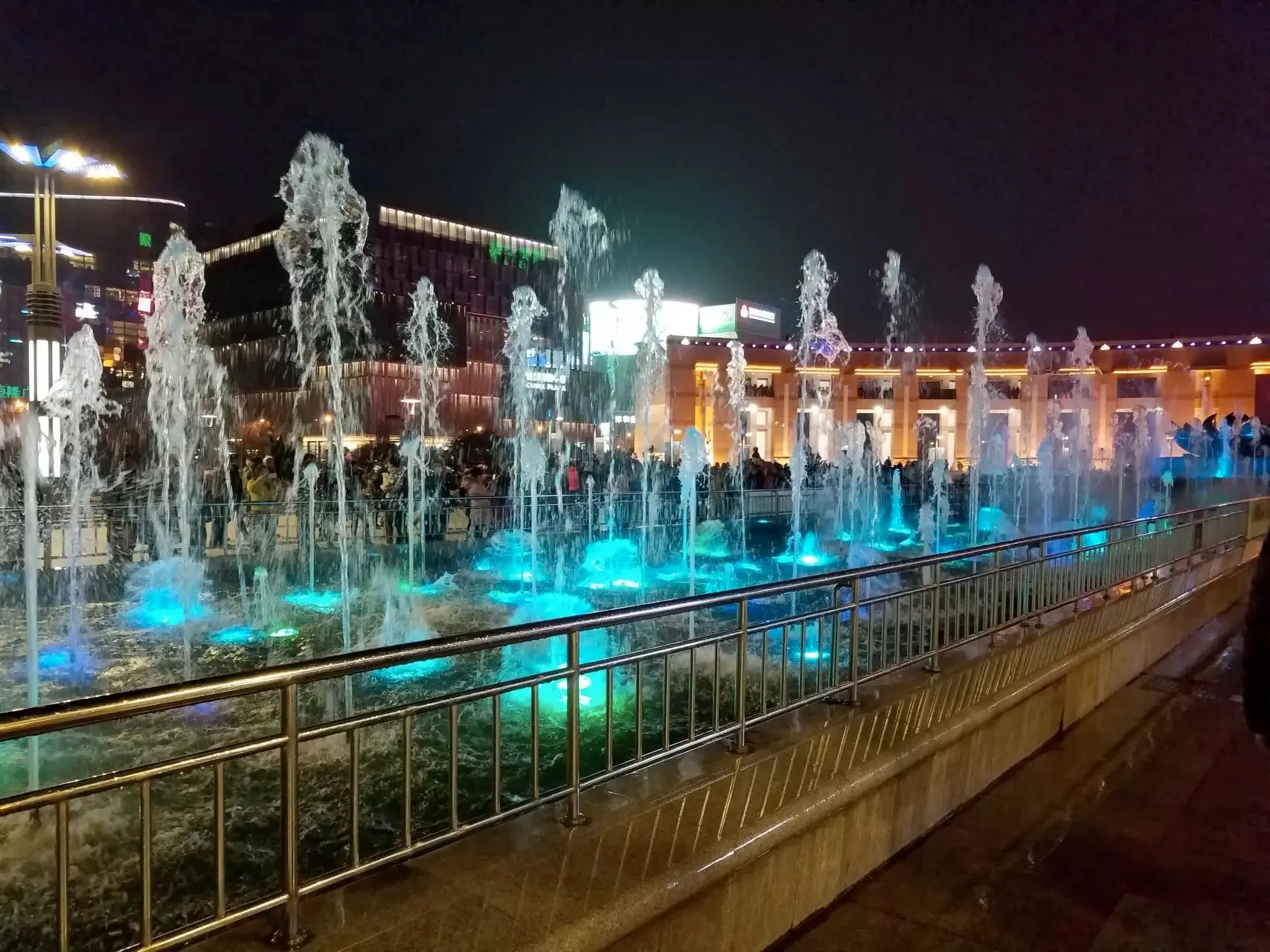 喷泉